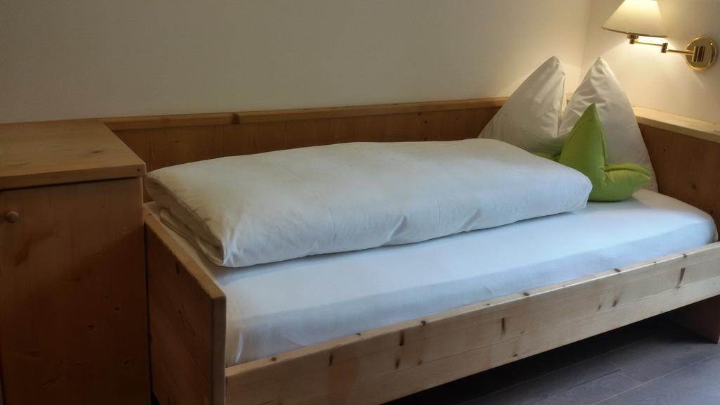 Garni Raffein Hotell Lana Eksteriør bilde