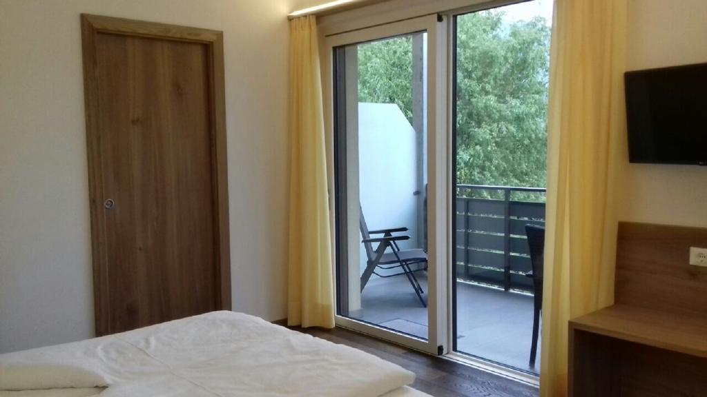 Garni Raffein Hotell Lana Eksteriør bilde