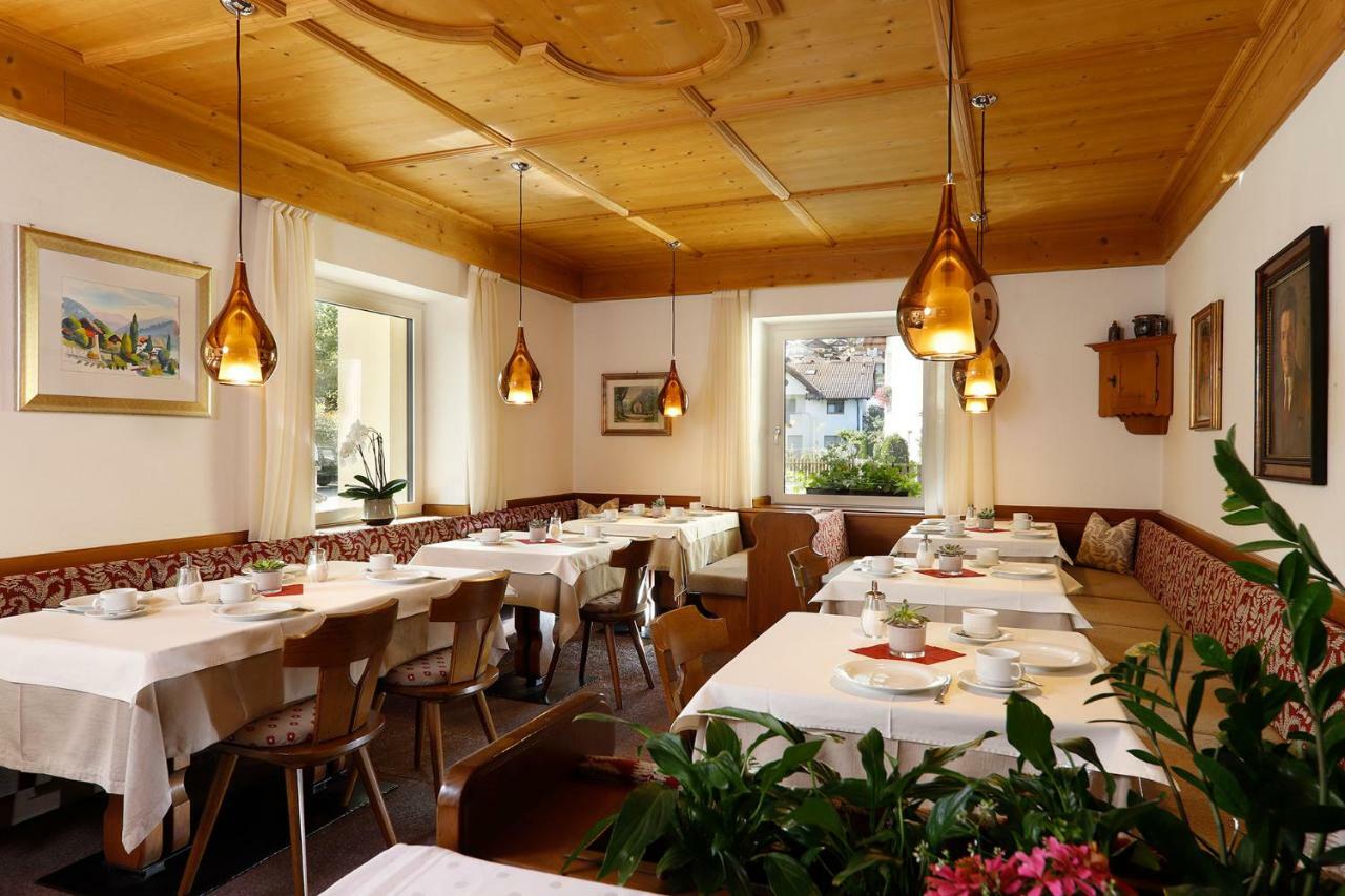 Garni Raffein Hotell Lana Eksteriør bilde