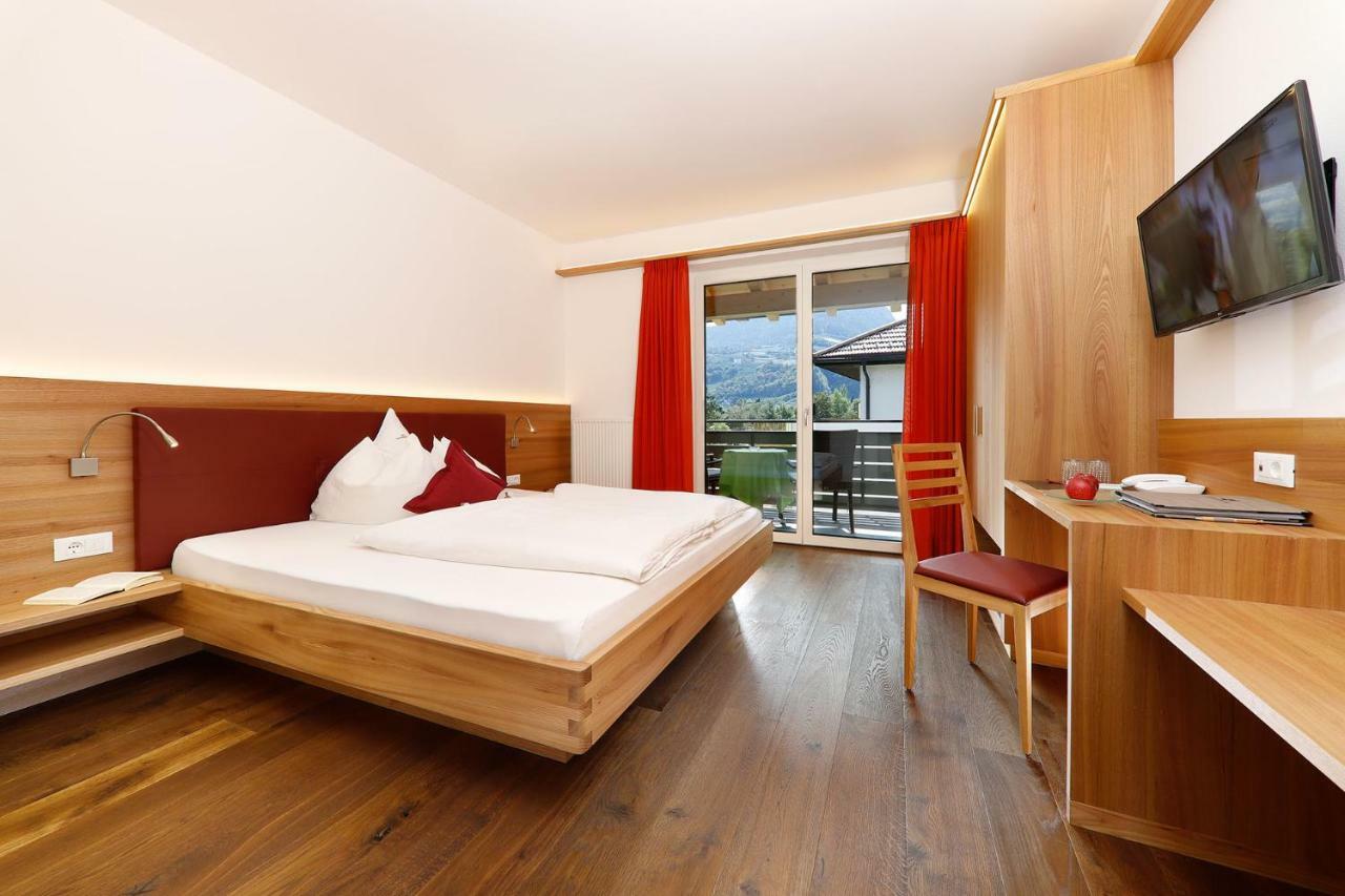 Garni Raffein Hotell Lana Eksteriør bilde